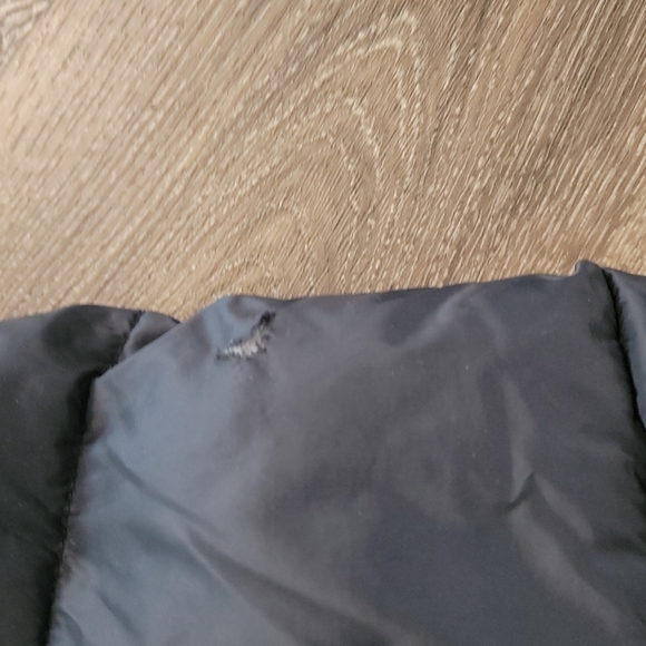 Boys Spyder Puffer Coat. Bundle and save!! - Picture 3 of 4